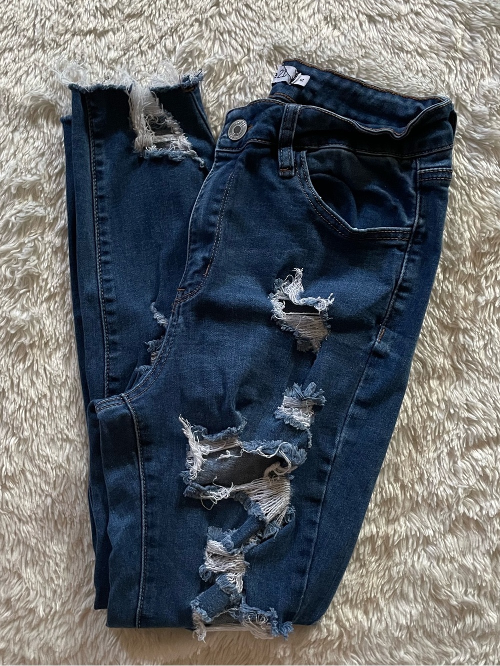ripped skinny jeans